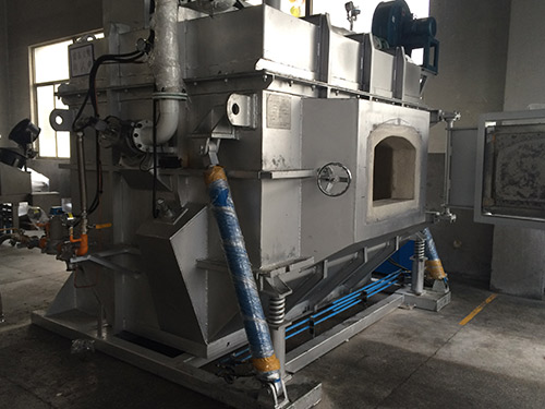 無坩堝式傾倒爐